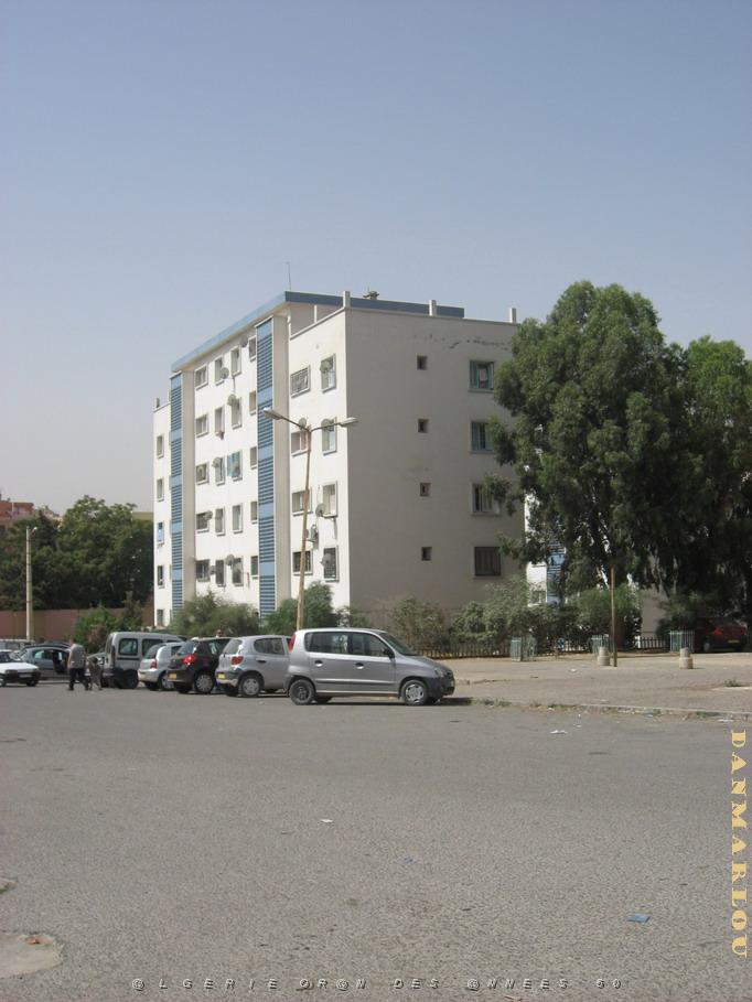 2363 cite la fontaine.jpg